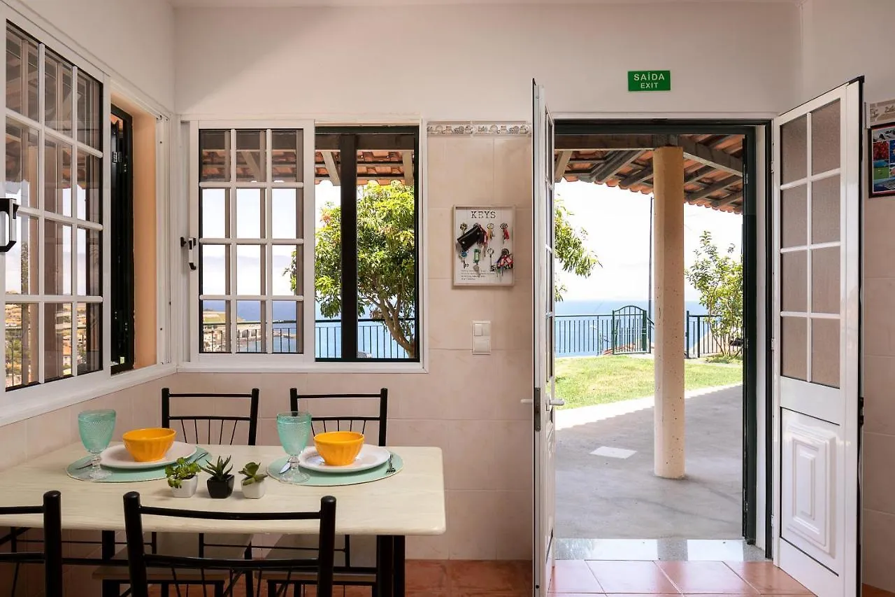 סנטה קרוז Sea View Villa By Madeira Sun Travel פורטוגל